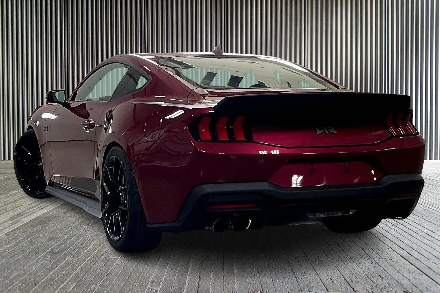 Vehicle Image 4