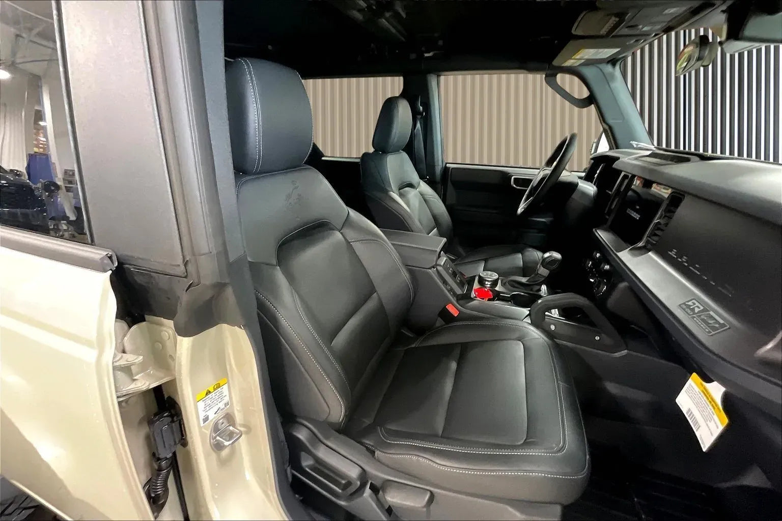 Vehicle Image 7