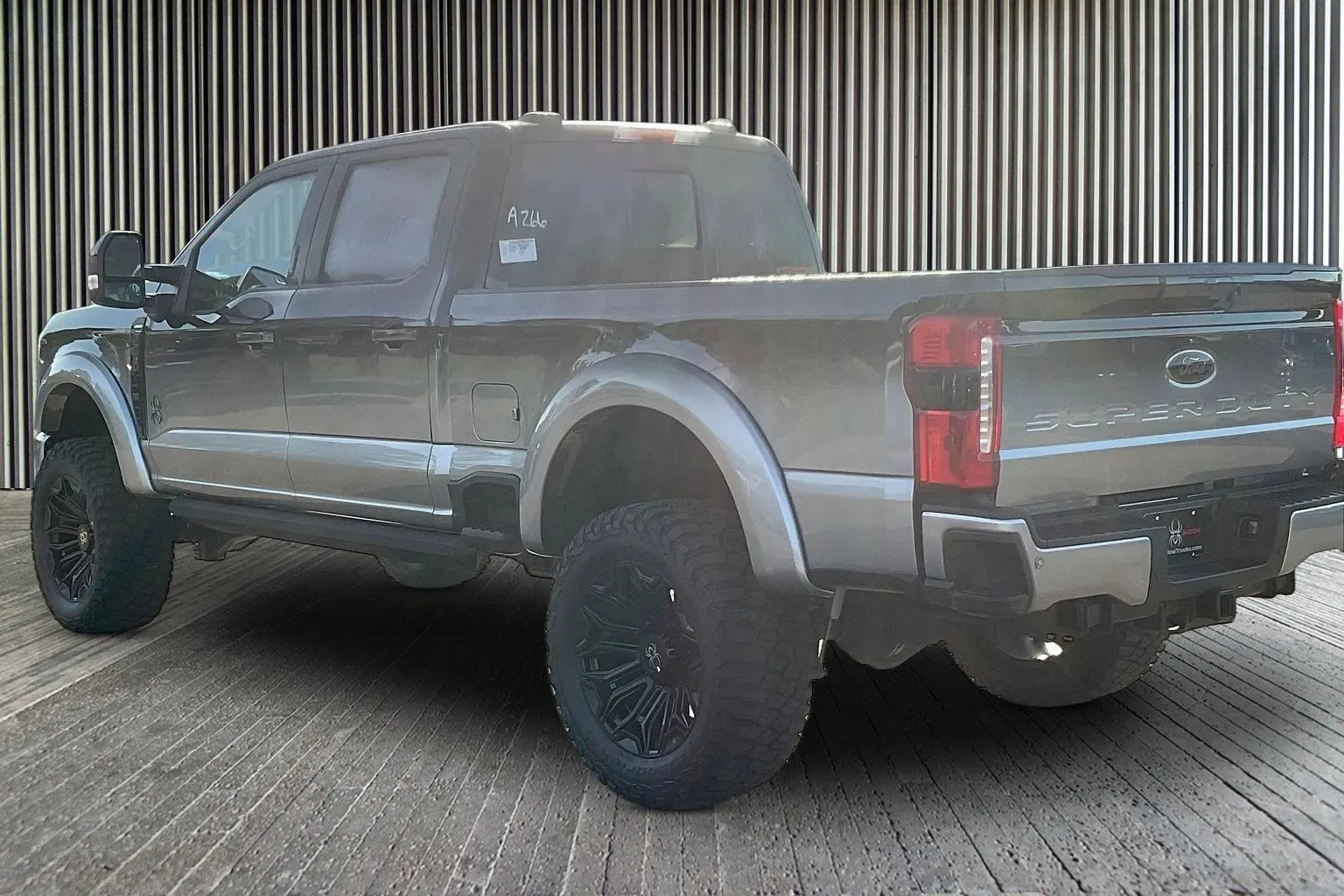 Vehicle Image 4
