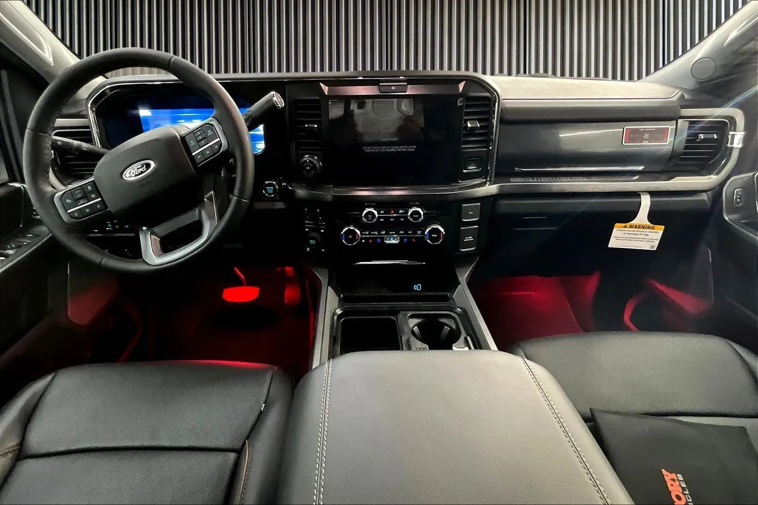 Vehicle Image 9