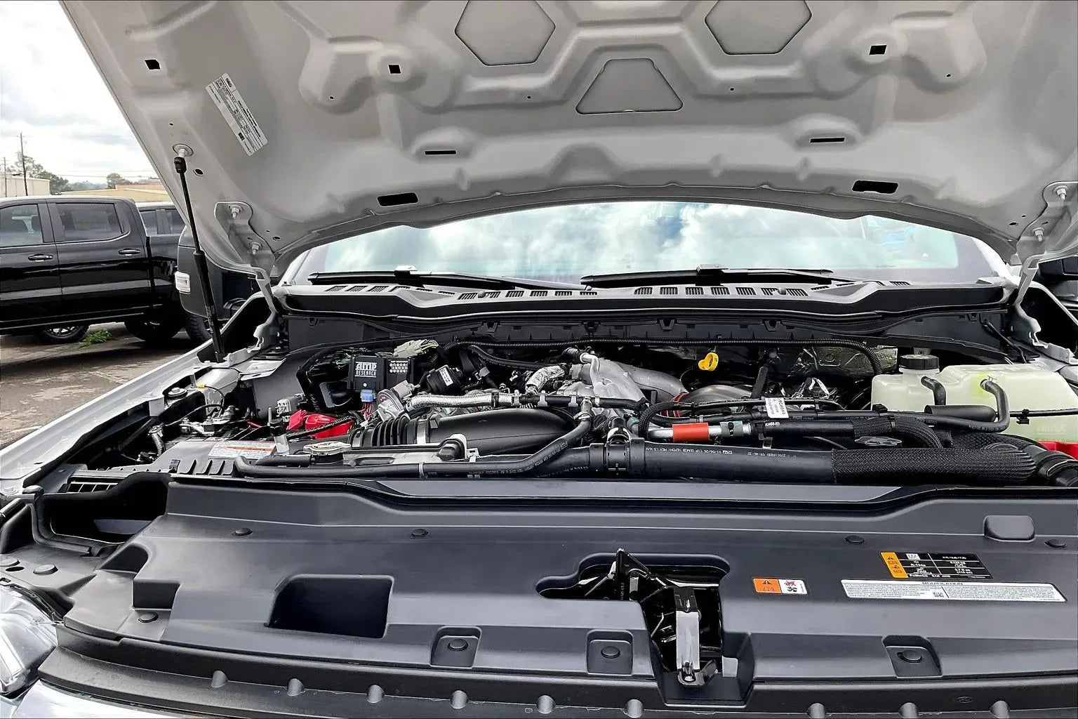 Vehicle Image 9