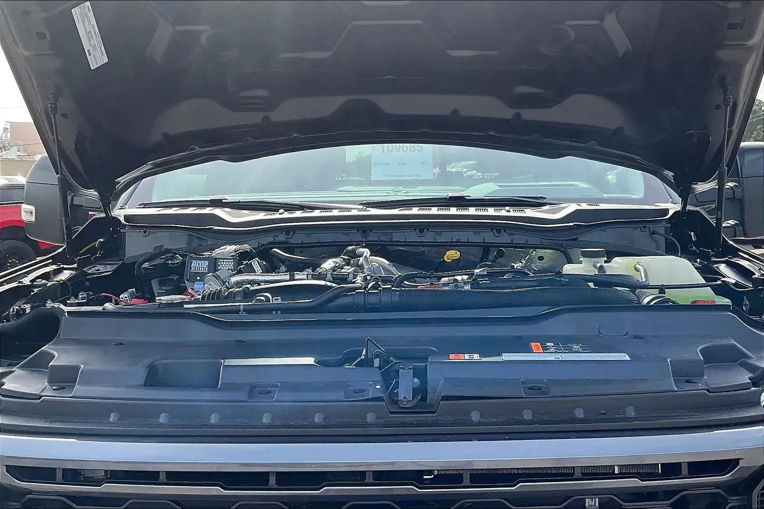 Vehicle Image 10