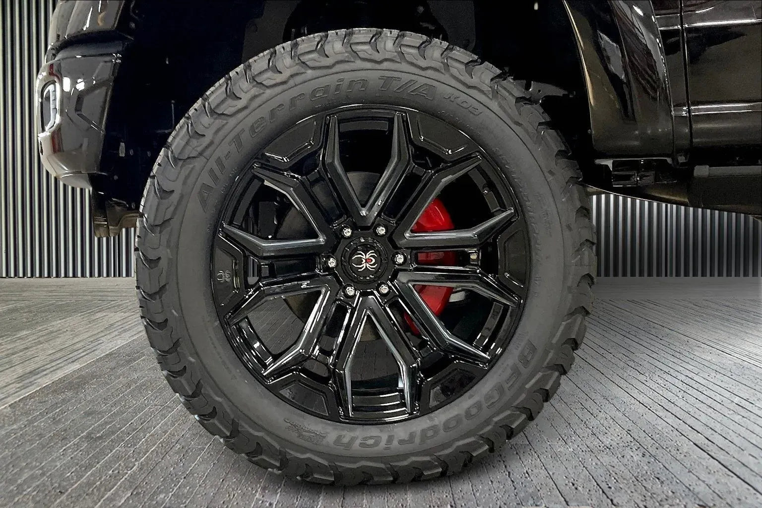 Vehicle Image 6
