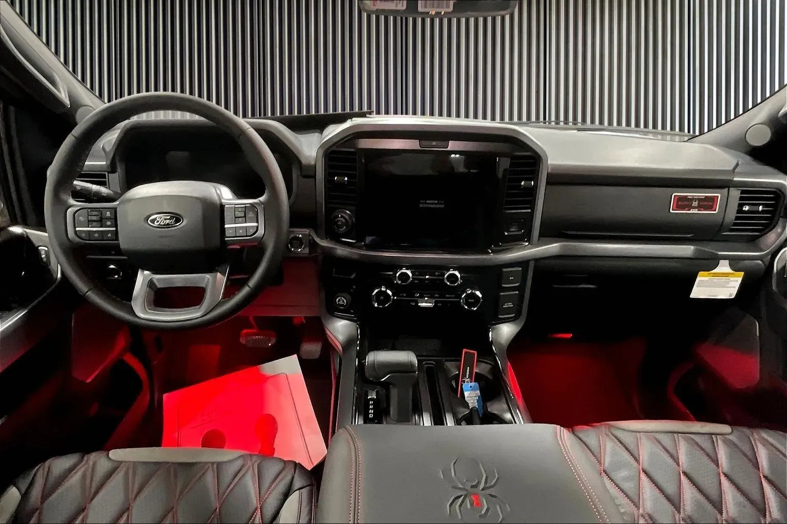 Vehicle Image 9