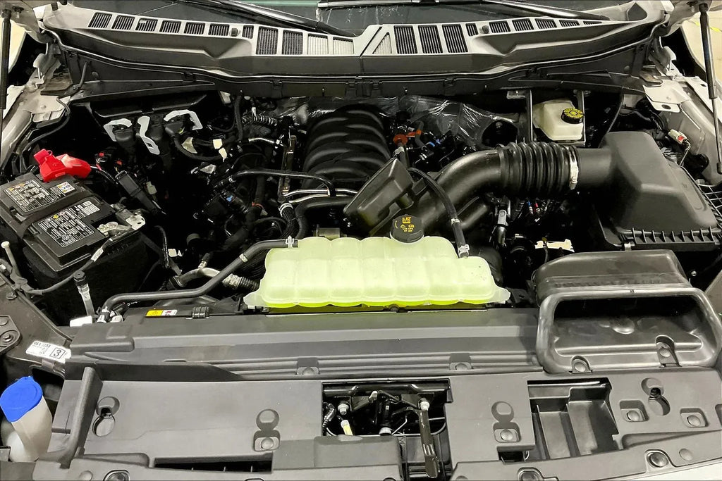 Vehicle Image 9