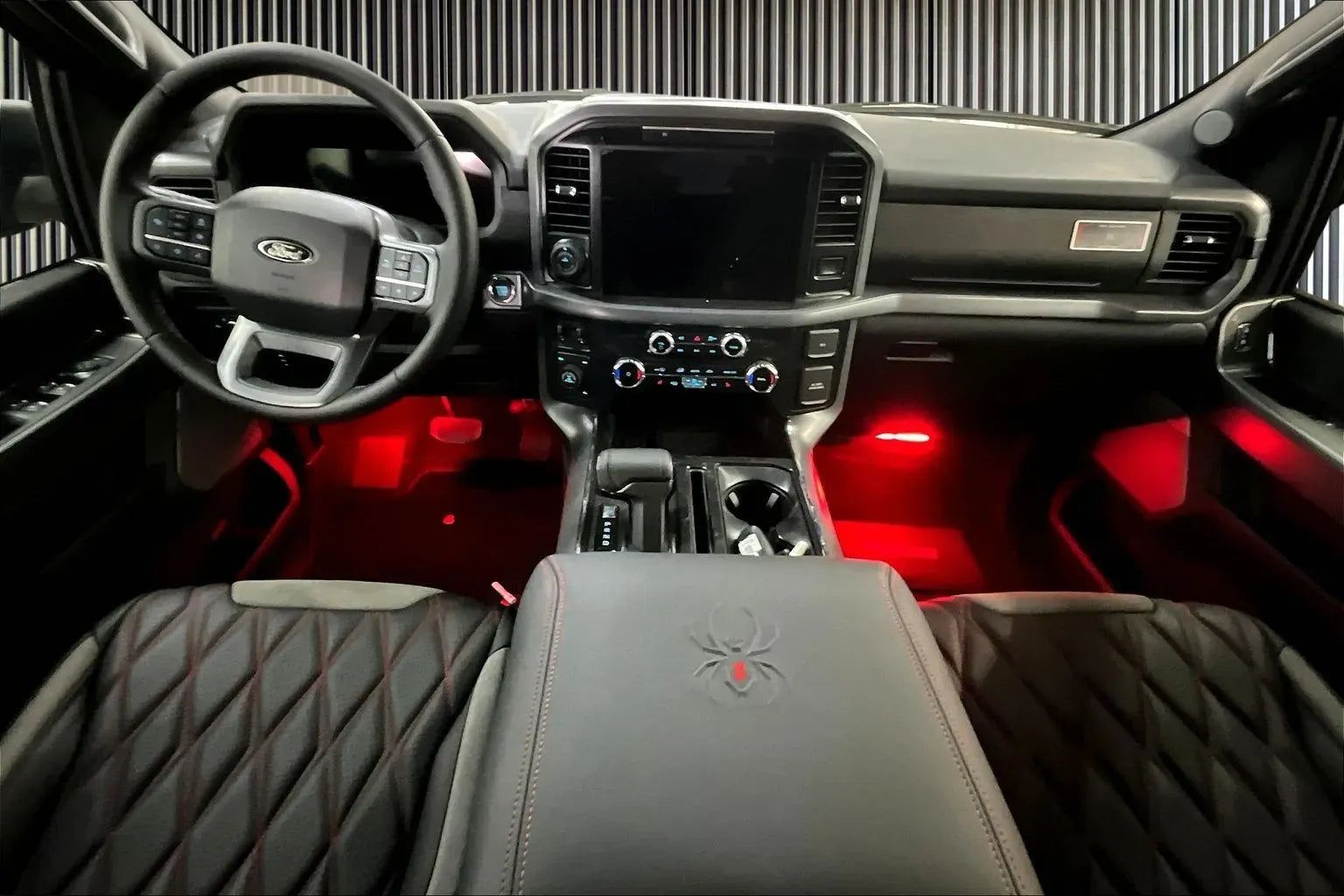 Vehicle Image 9