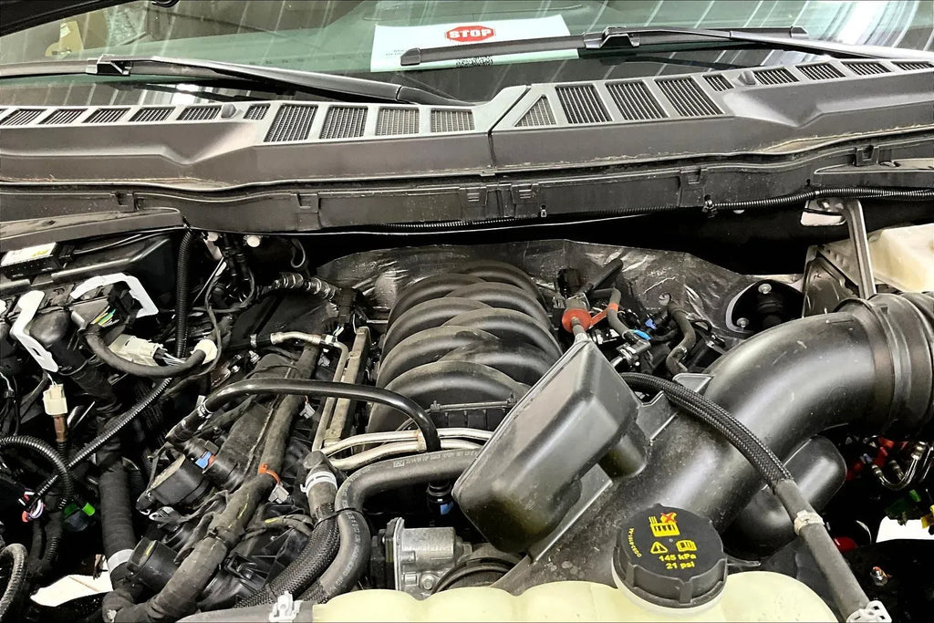 Vehicle Image 10
