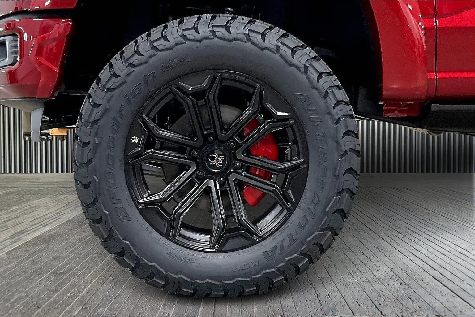 Vehicle Image 6
