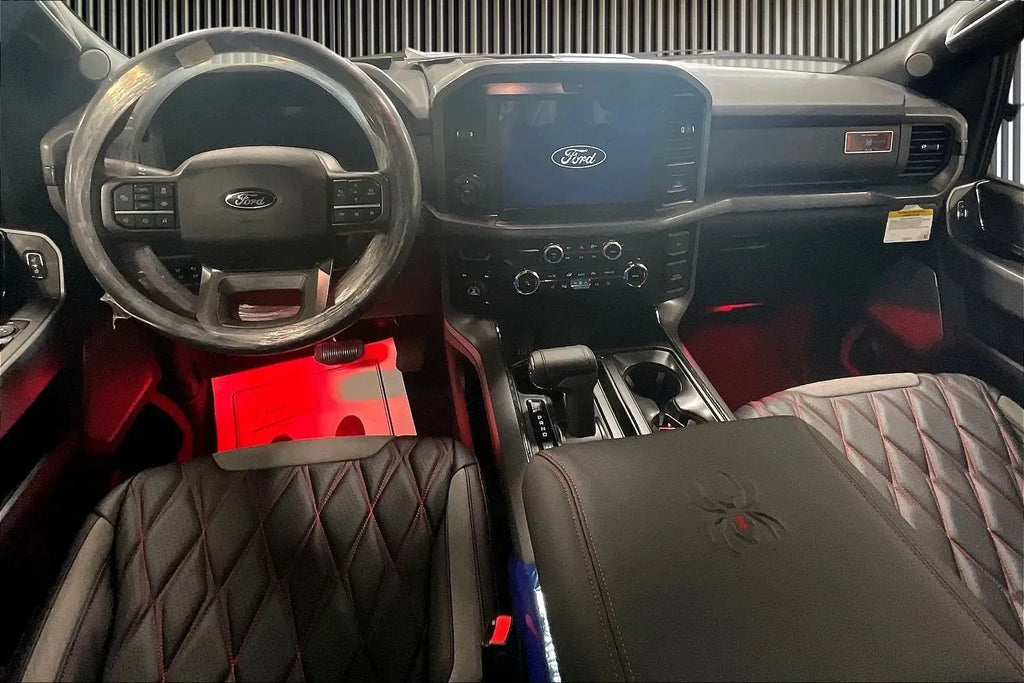 Vehicle Image 9