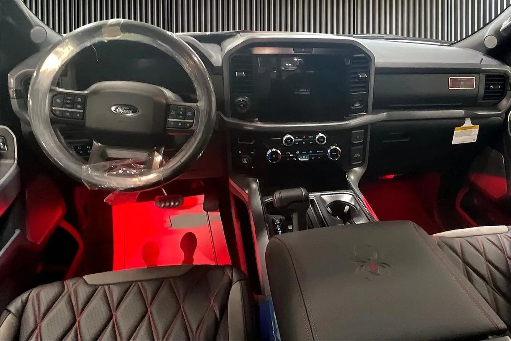Vehicle Image 9