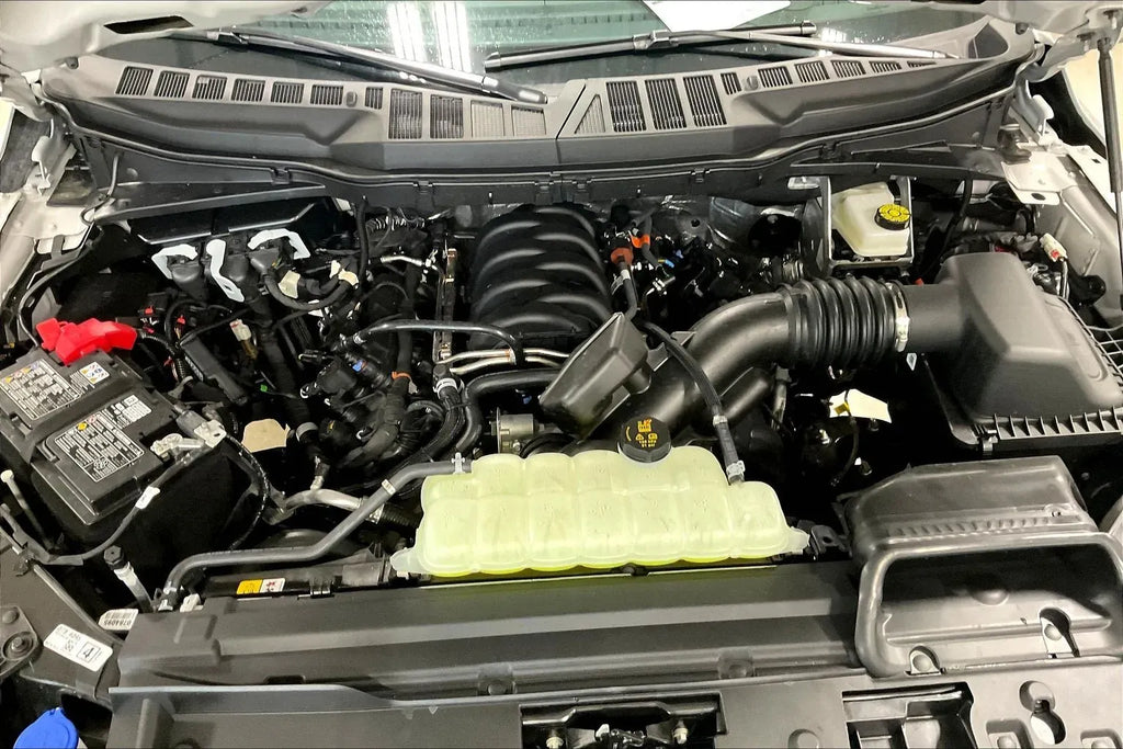 Vehicle Image 10