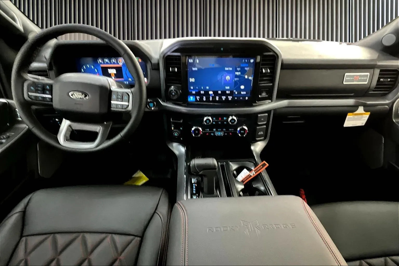 Vehicle Image 9