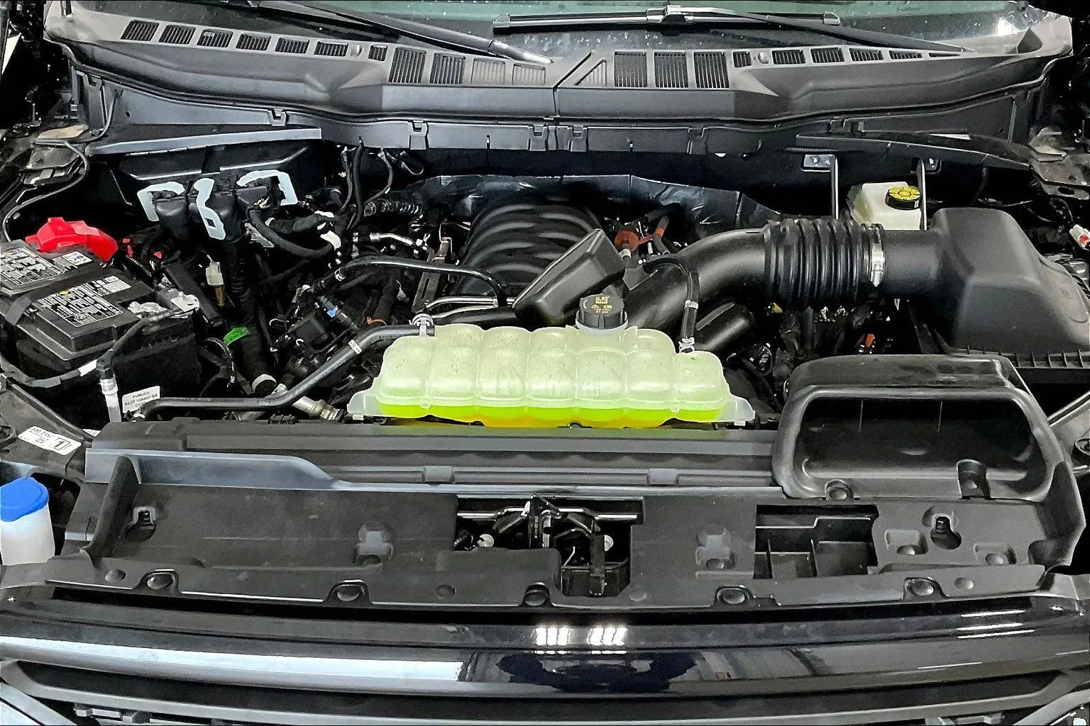 Vehicle Image 10