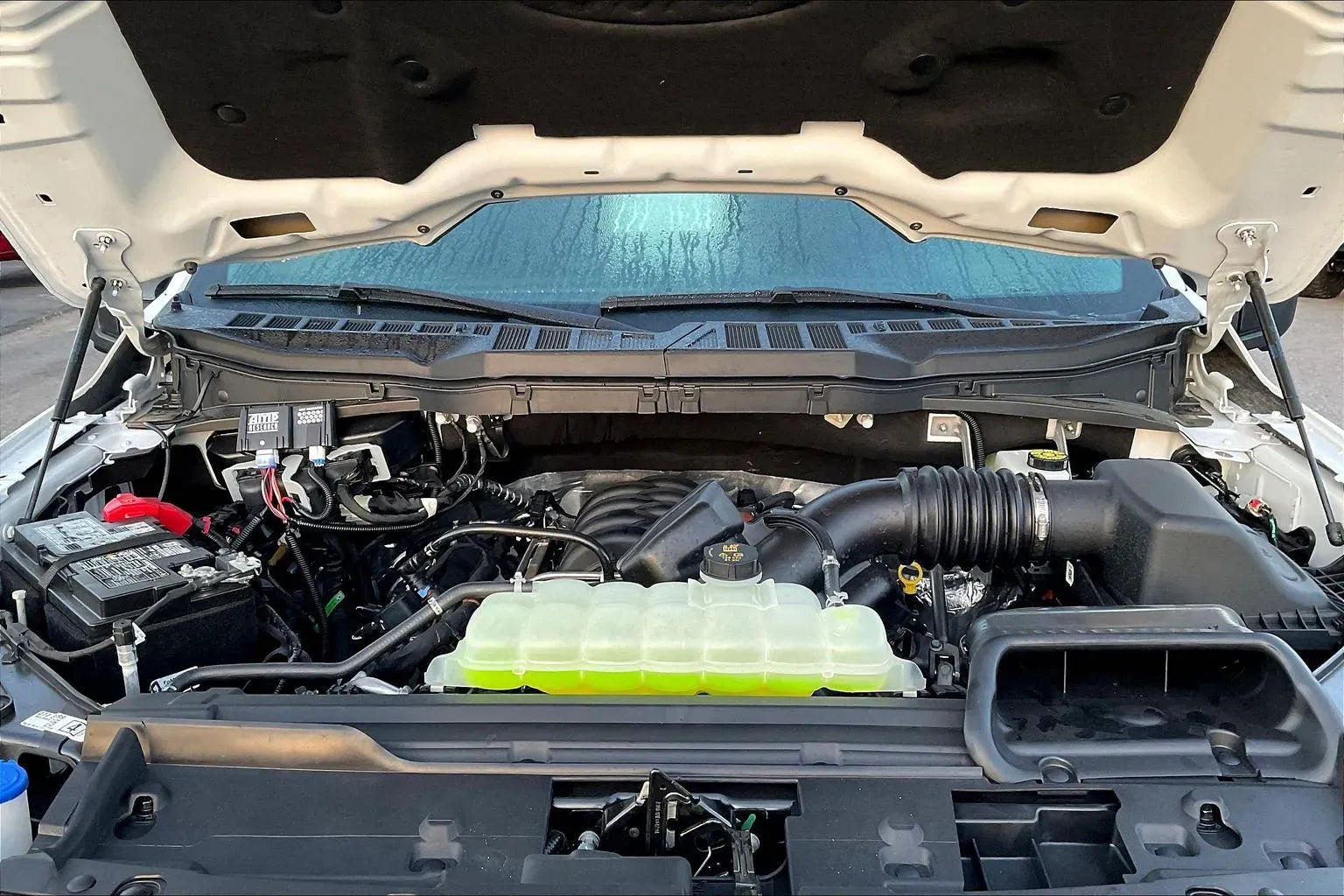 Vehicle Image 10