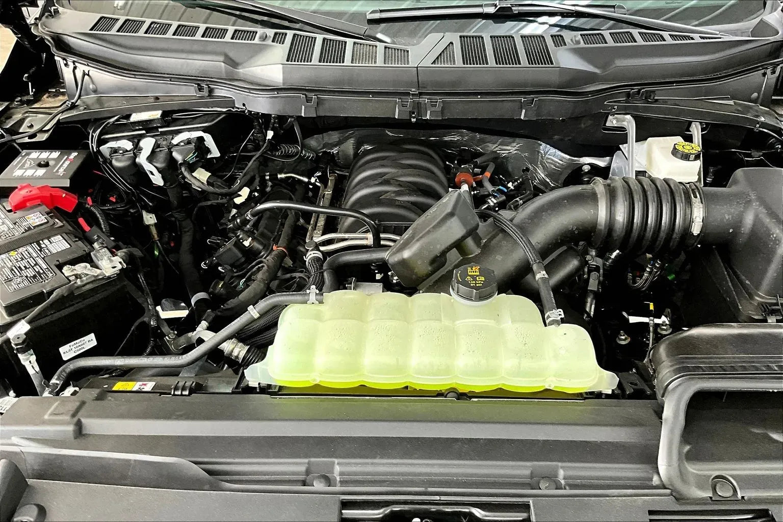 Vehicle Image 10