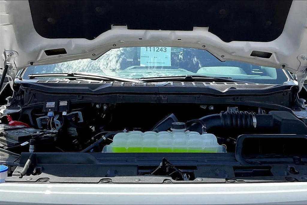 Vehicle Image 10