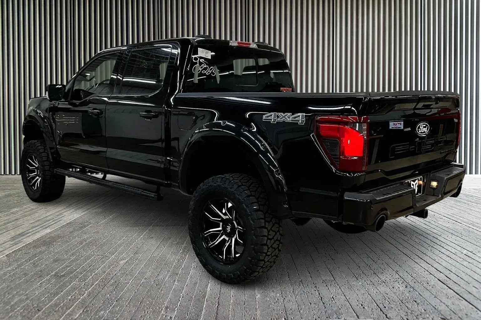 Vehicle Image 4