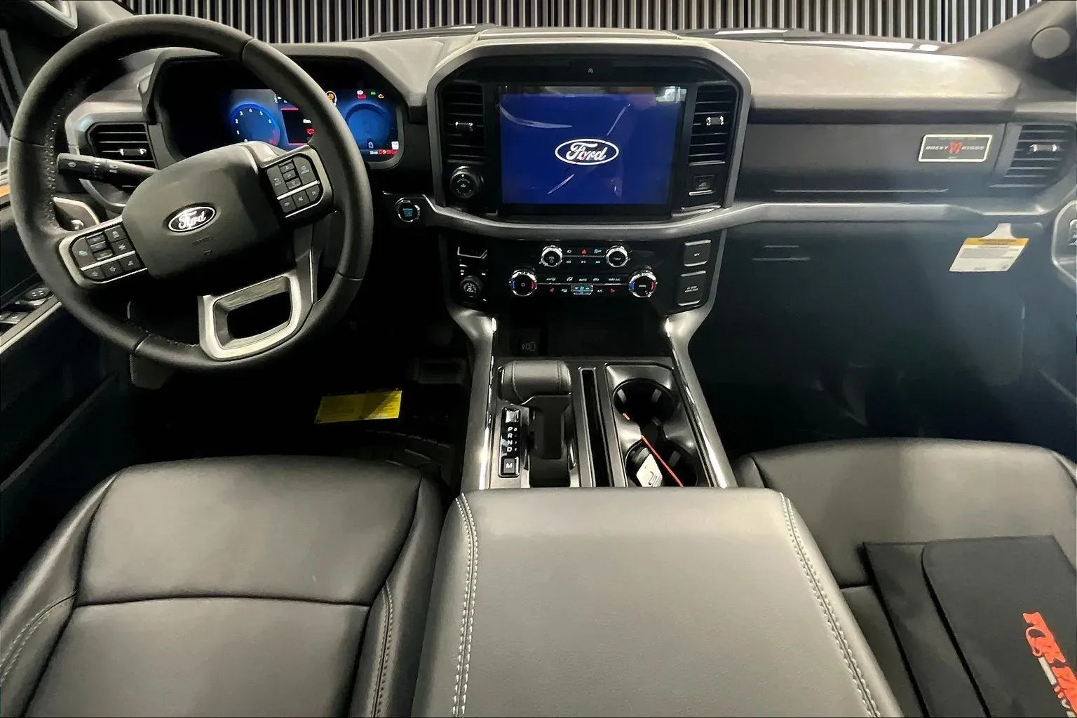 Vehicle Image 9