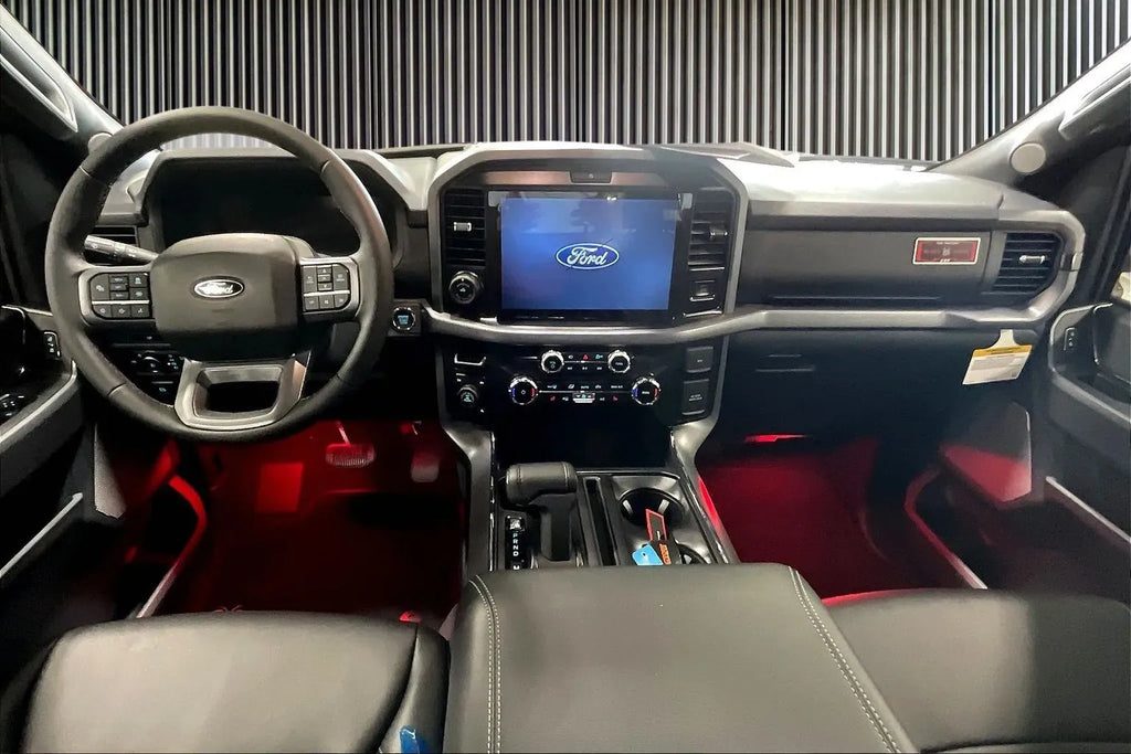 Vehicle Image 9