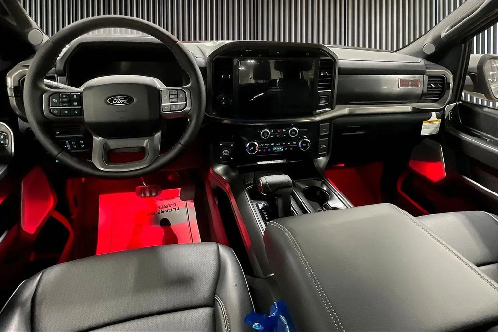 Vehicle Image 9