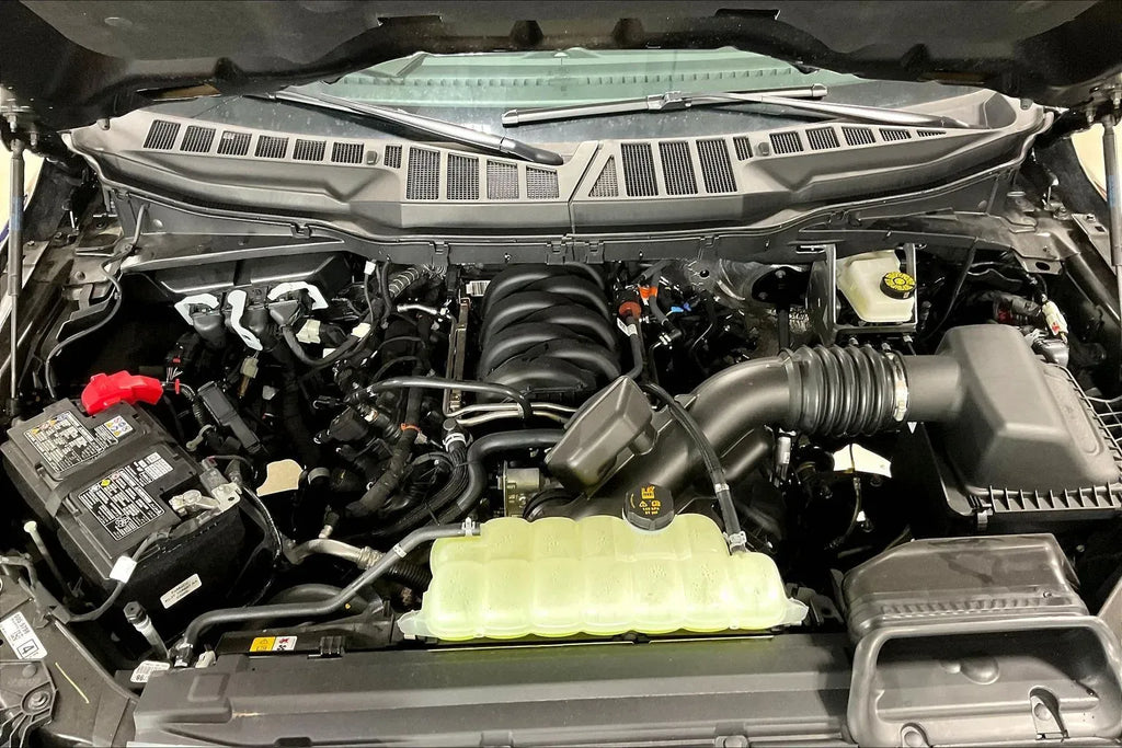 Vehicle Image 10