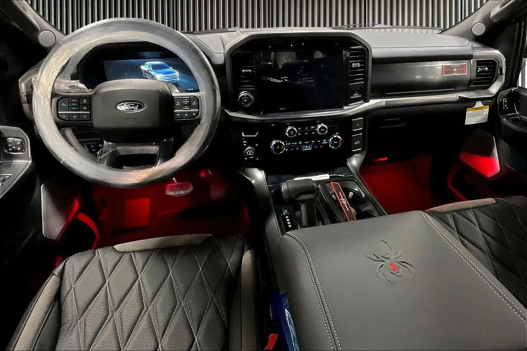 Vehicle Image 8