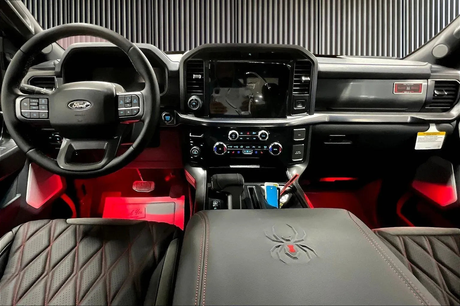 Vehicle Image 9