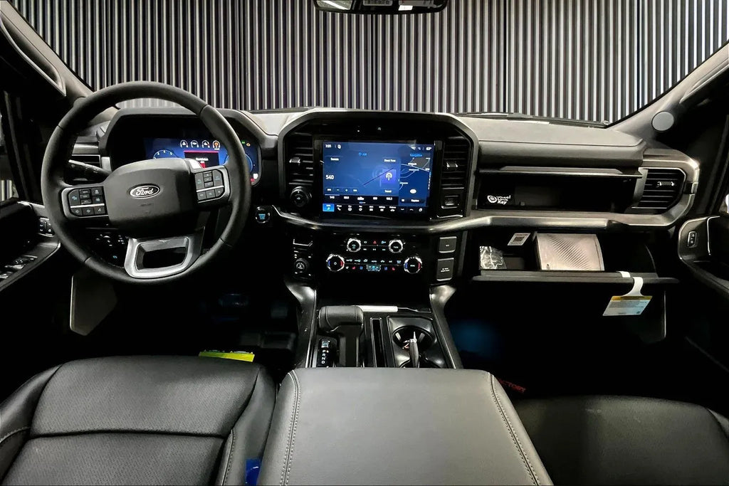 Vehicle Image 9