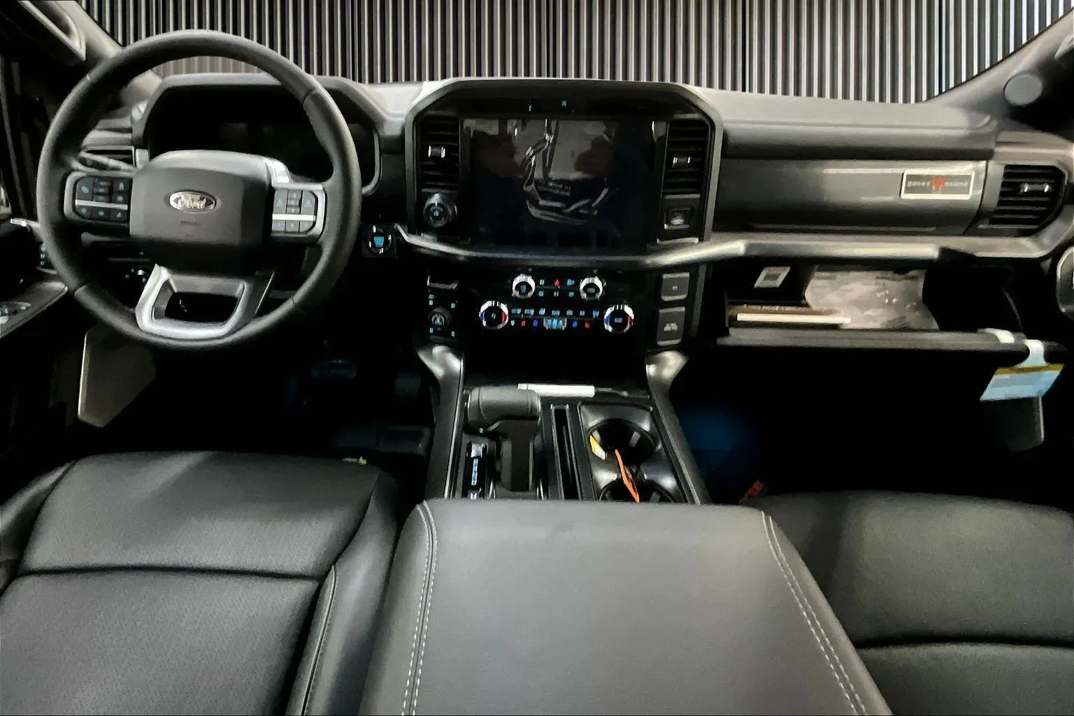 Vehicle Image 9