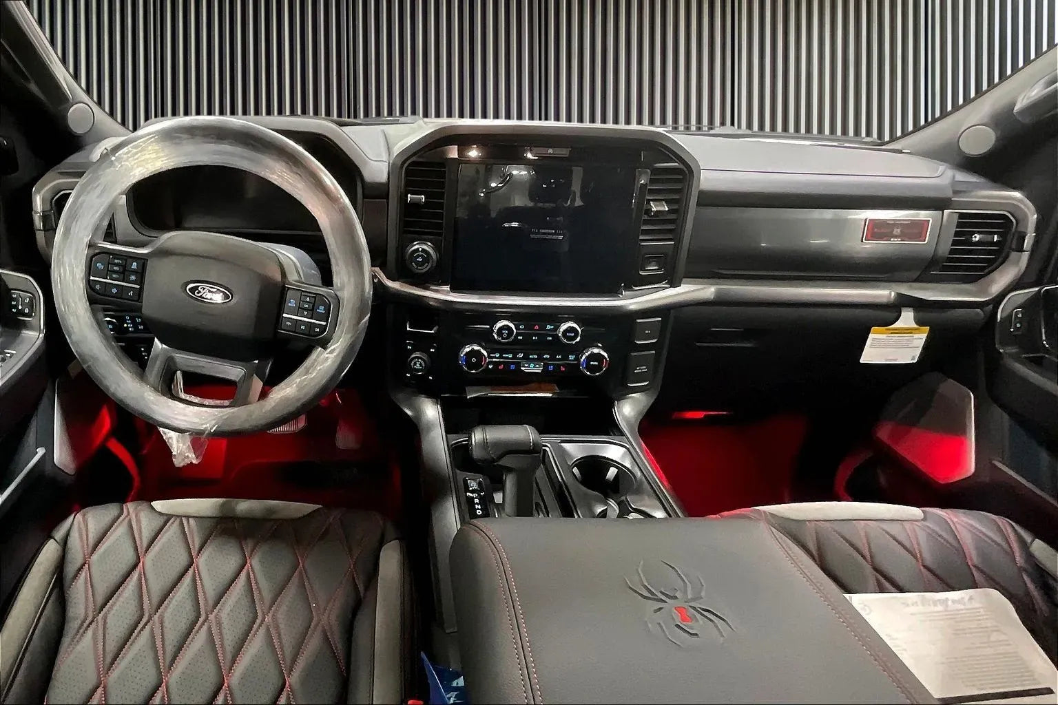 Vehicle Image 8