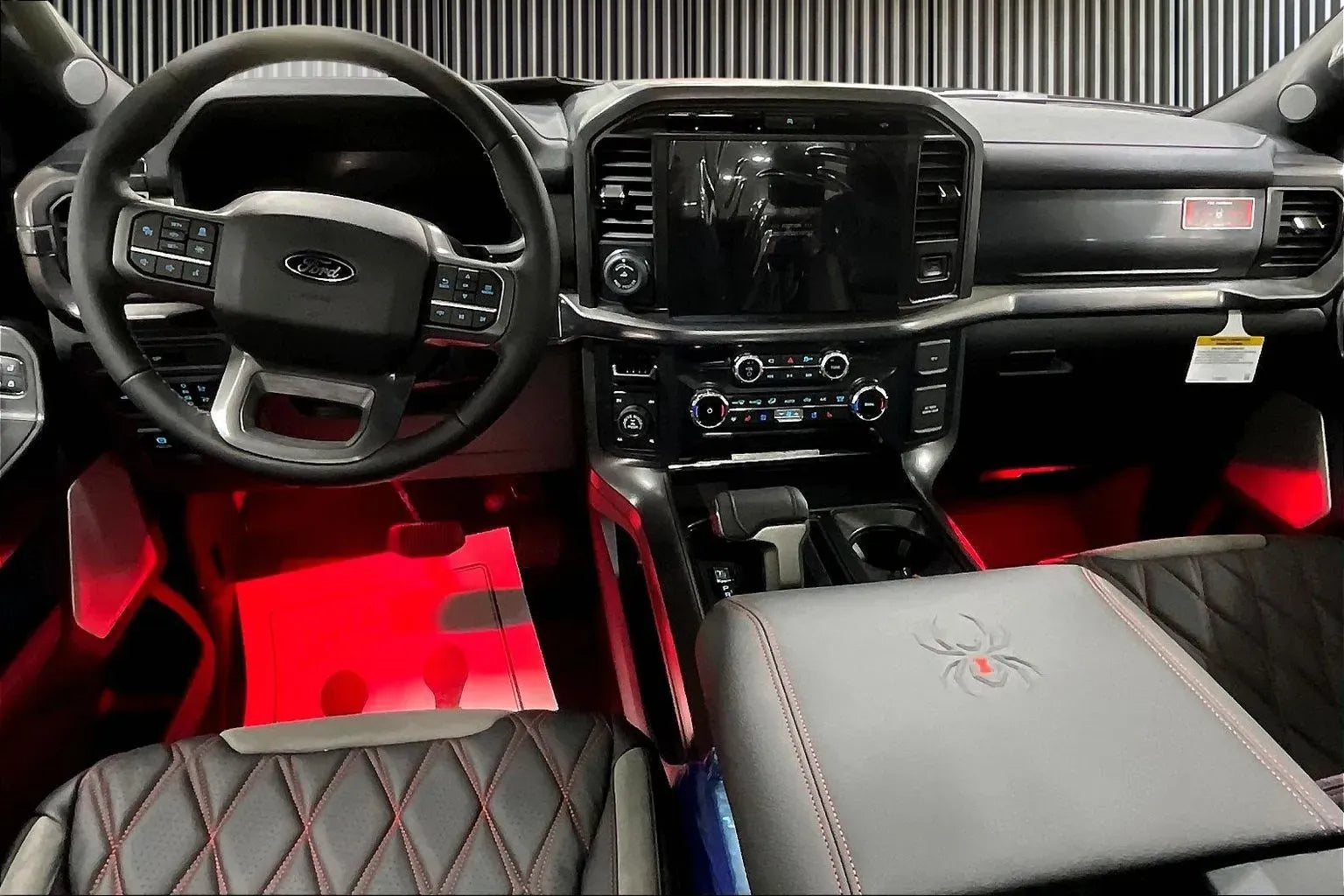 Vehicle Image 8