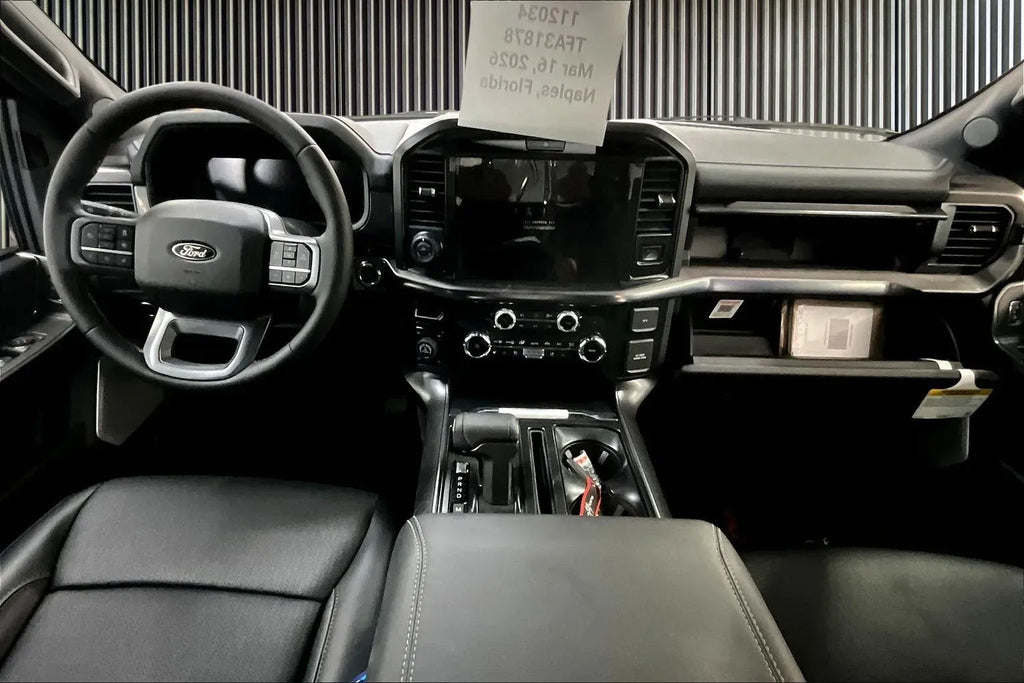 Vehicle Image 8