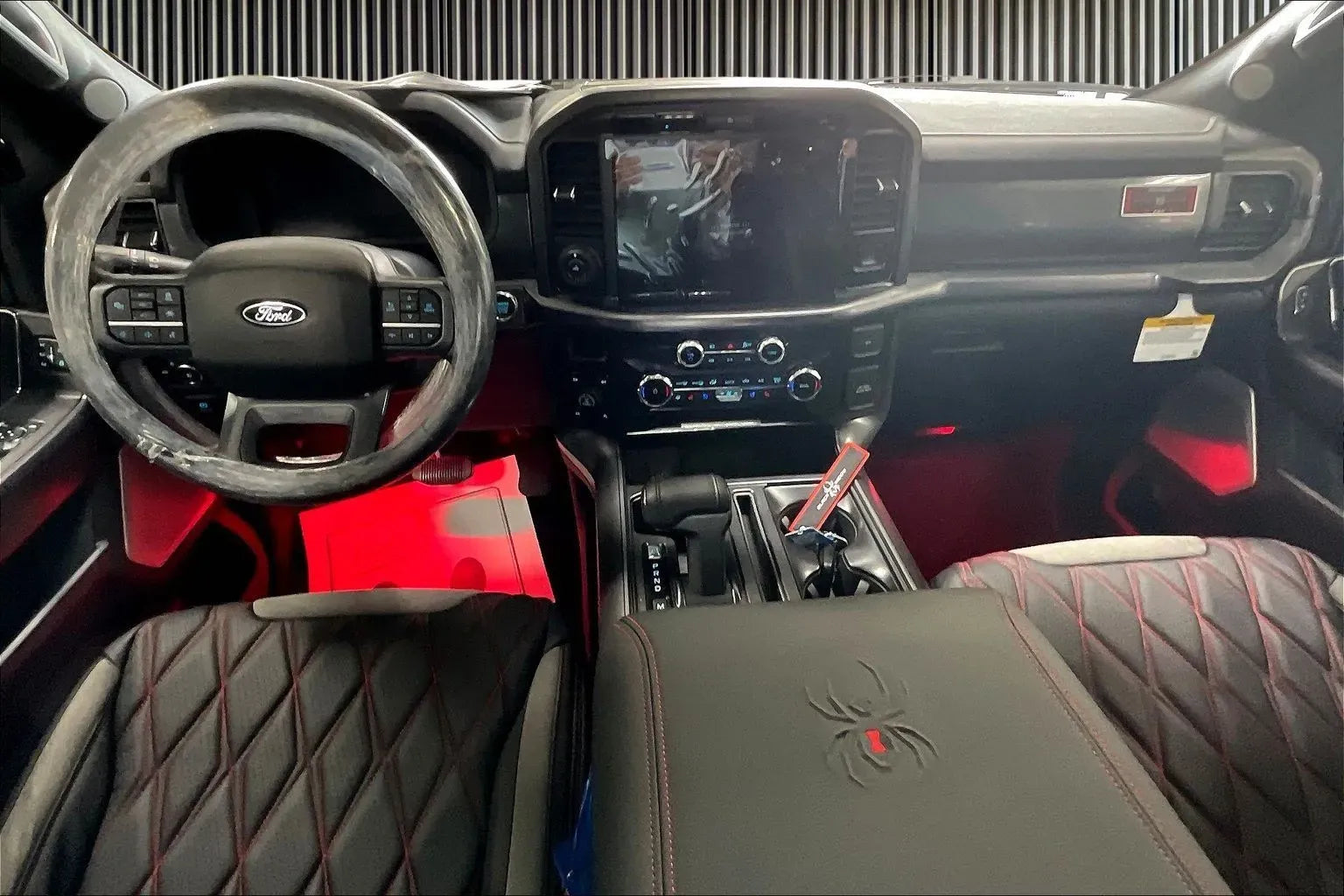 Vehicle Image 9