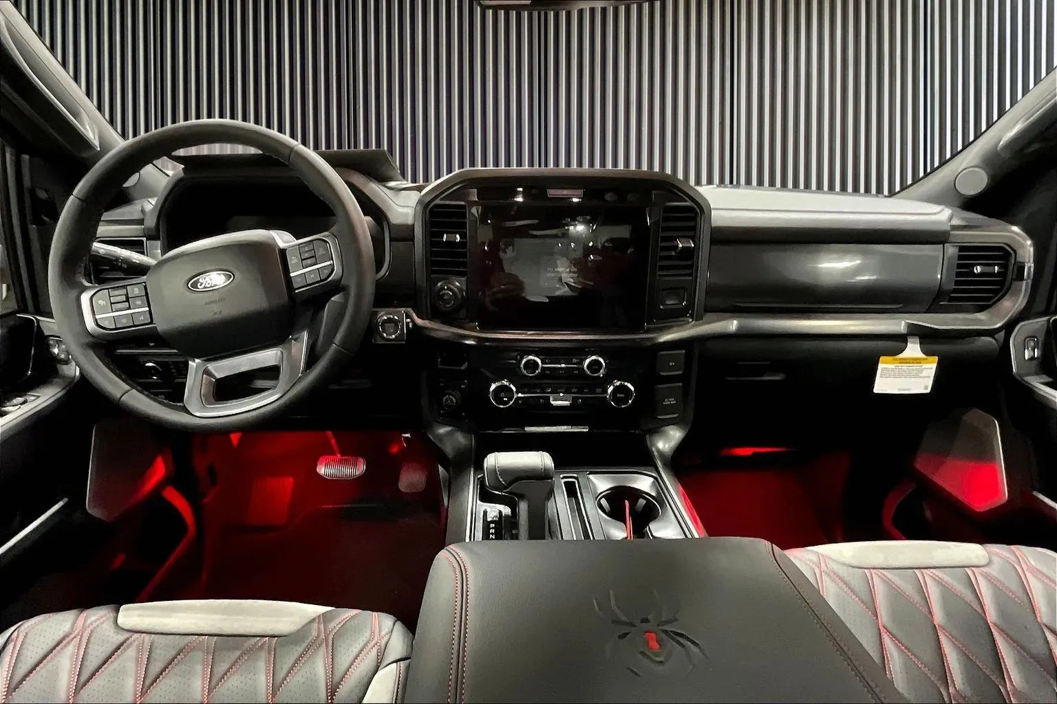 Vehicle Image 9