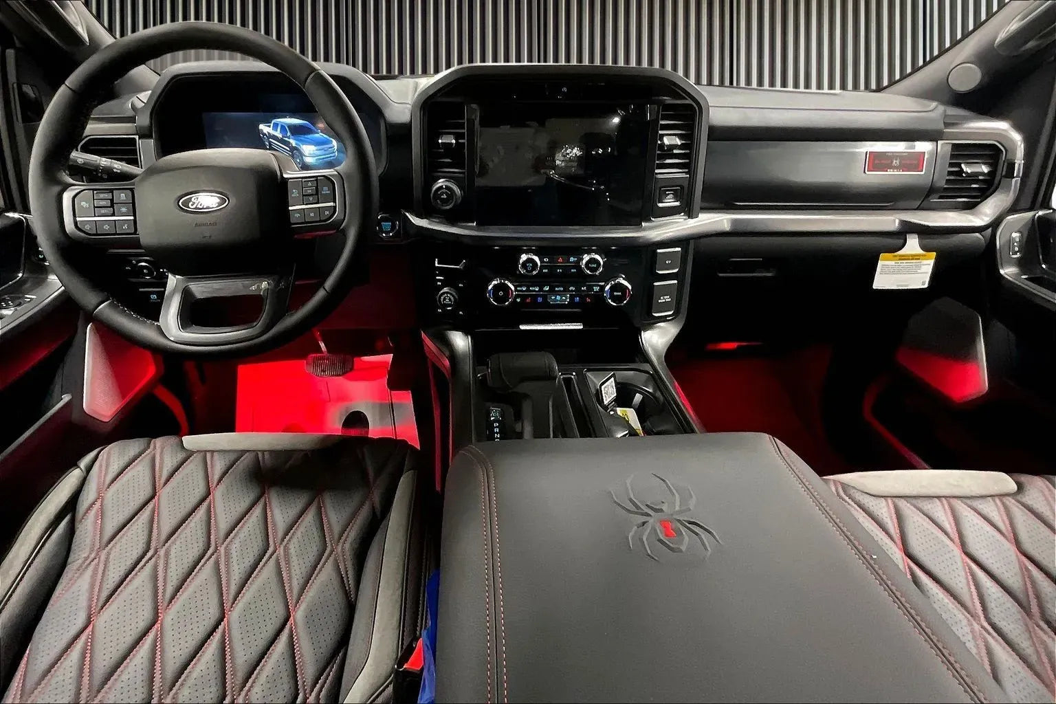 Vehicle Image 9