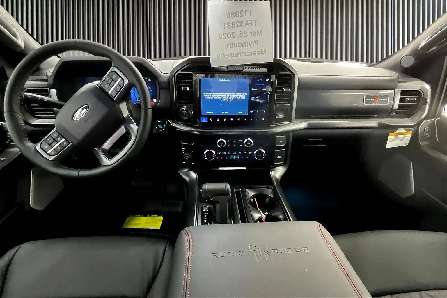 Vehicle Image 9