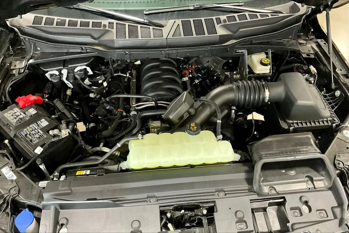 Vehicle Image 10