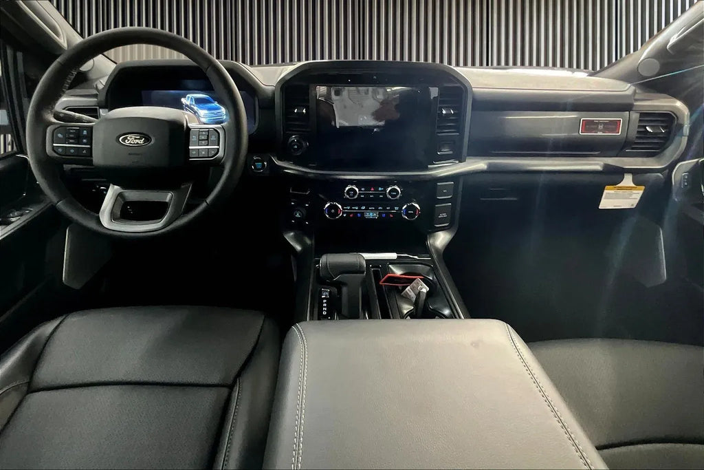 Vehicle Image 9