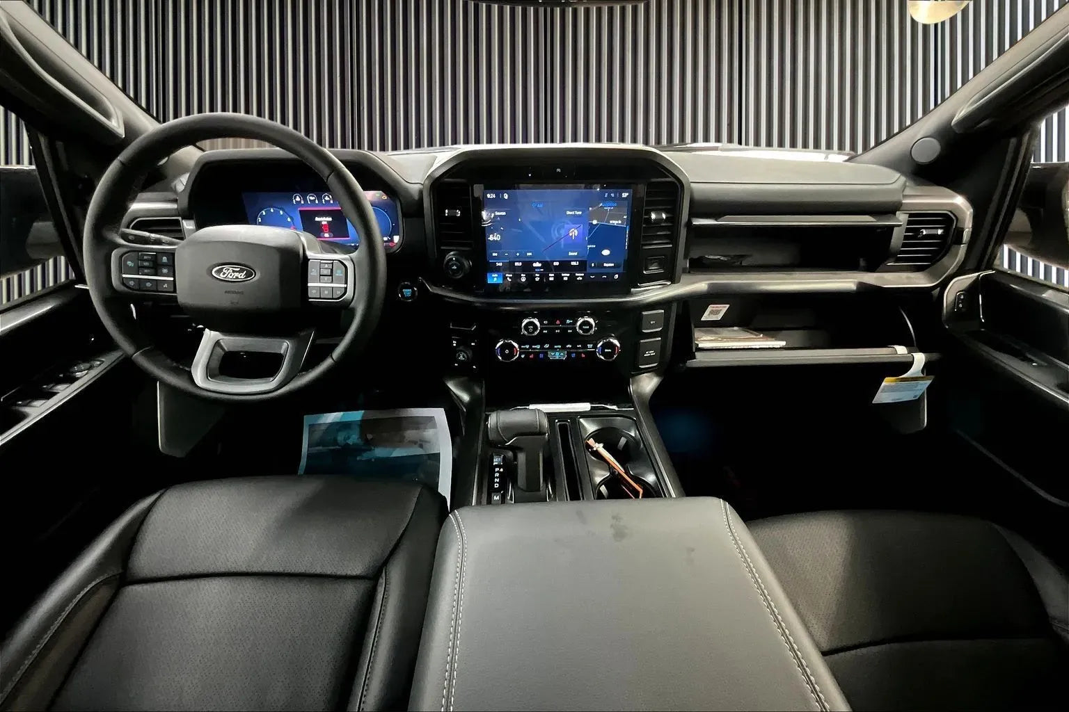 Vehicle Image 9