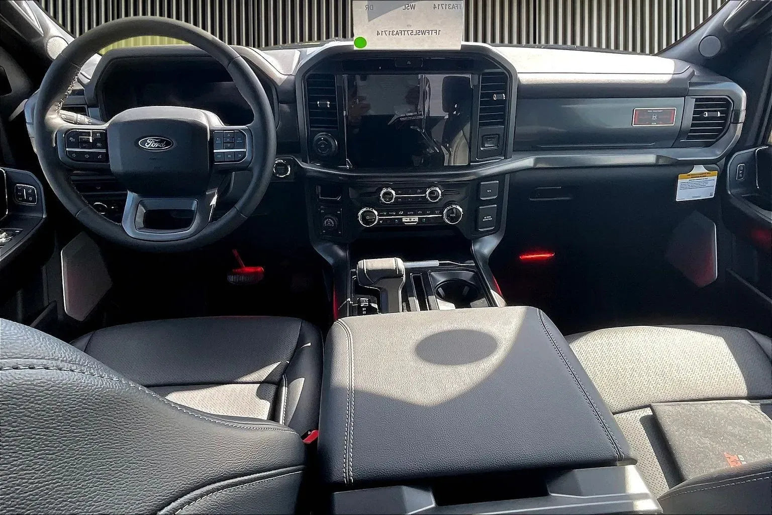 Vehicle Image 9