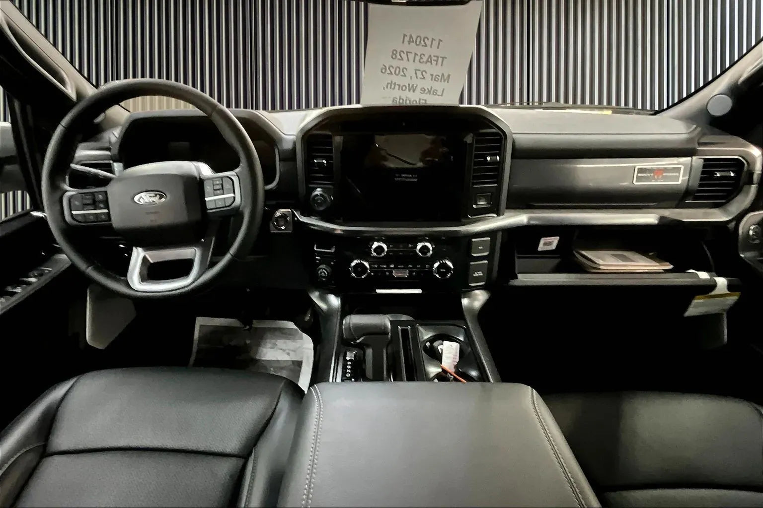 Vehicle Image 9