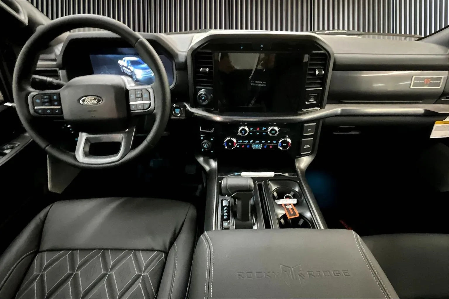 Vehicle Image 9