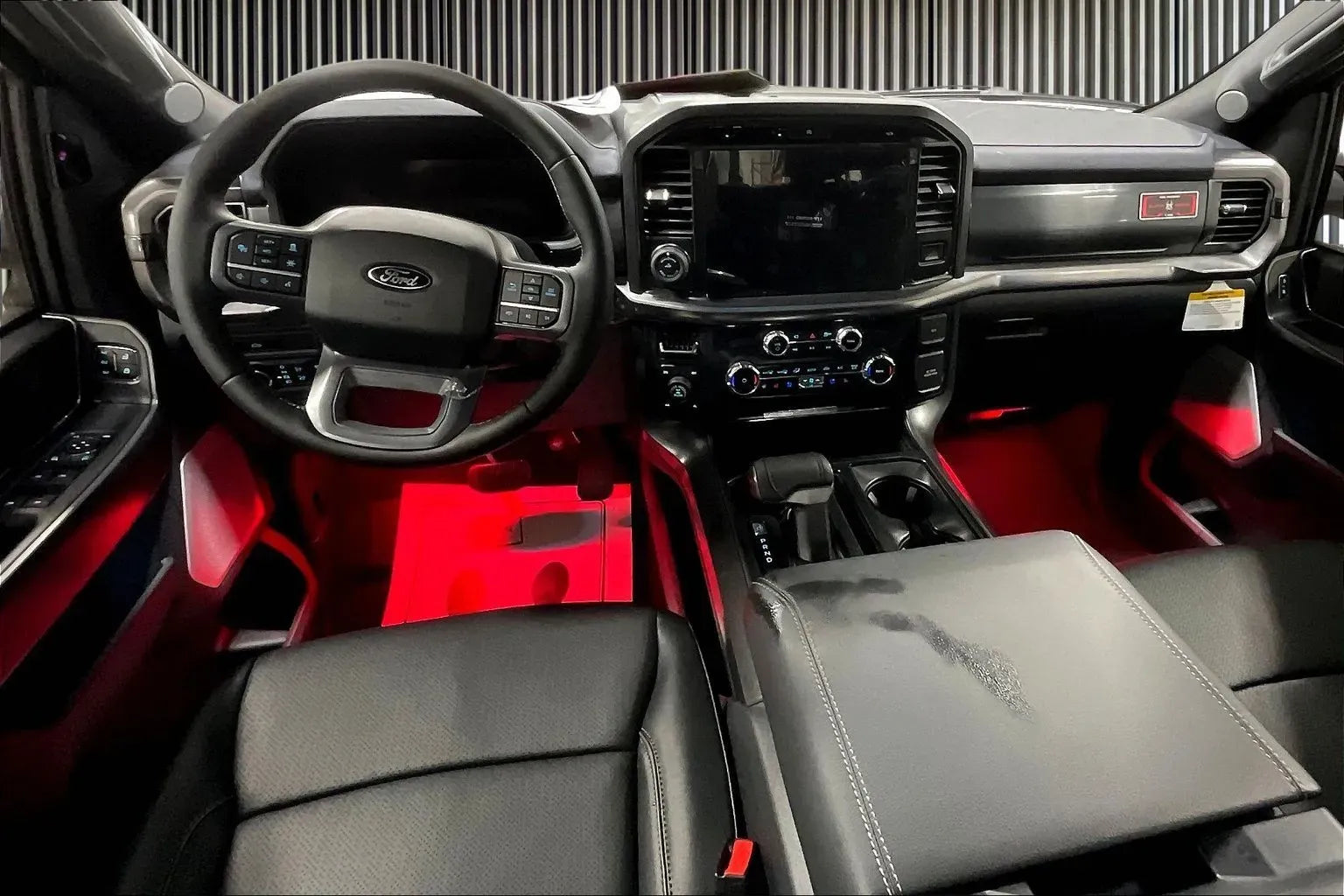 Vehicle Image 8