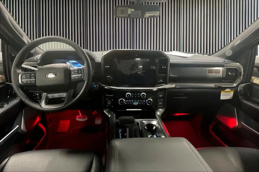 Vehicle Image 9