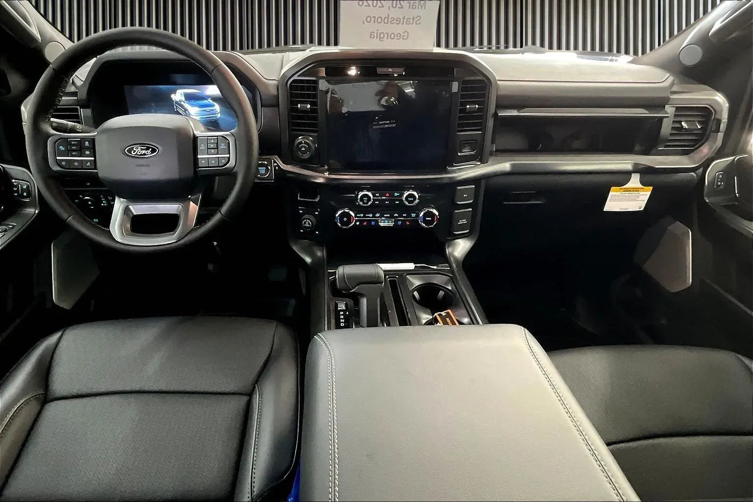 Vehicle Image 9