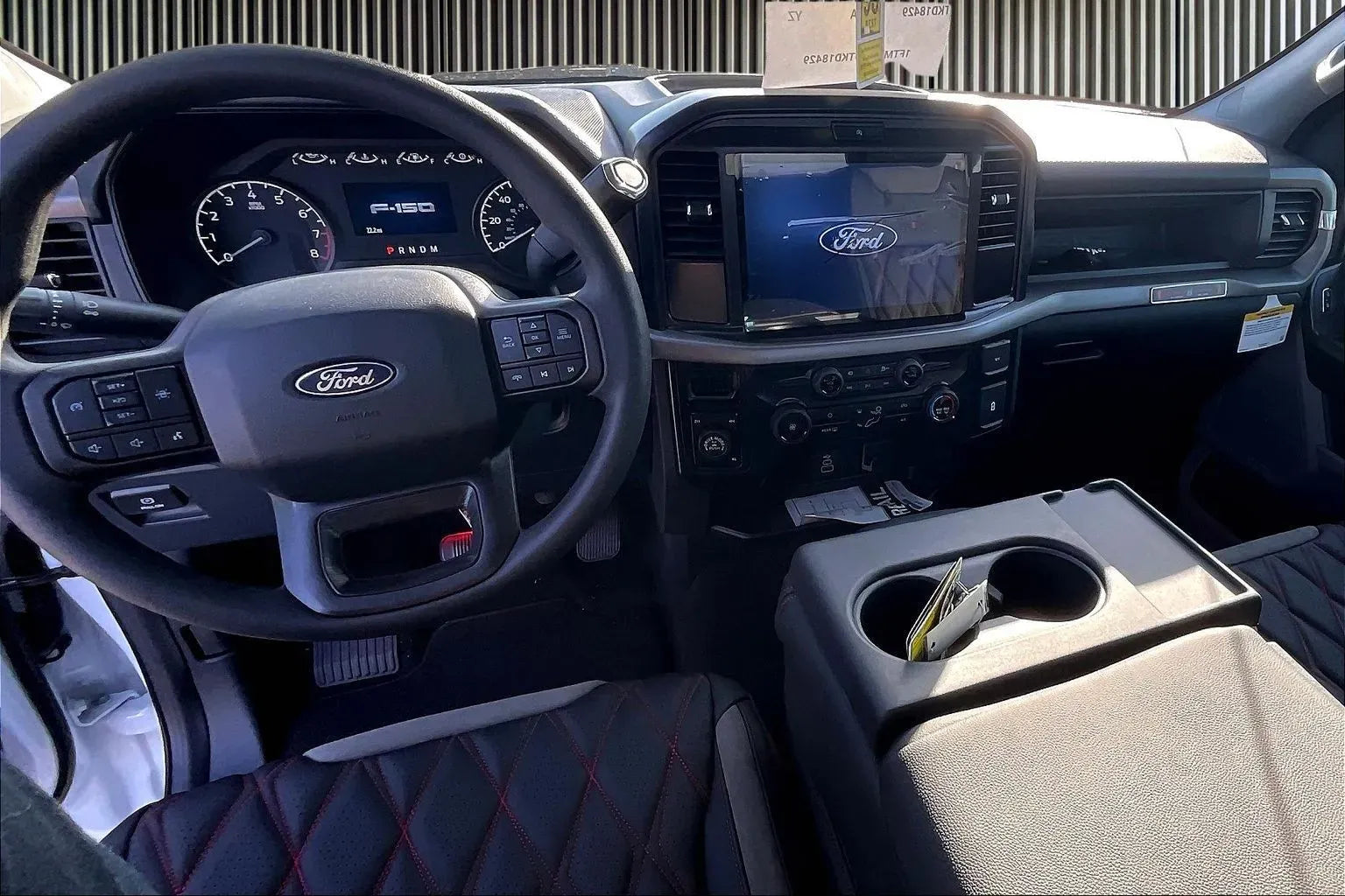 Vehicle Image 9