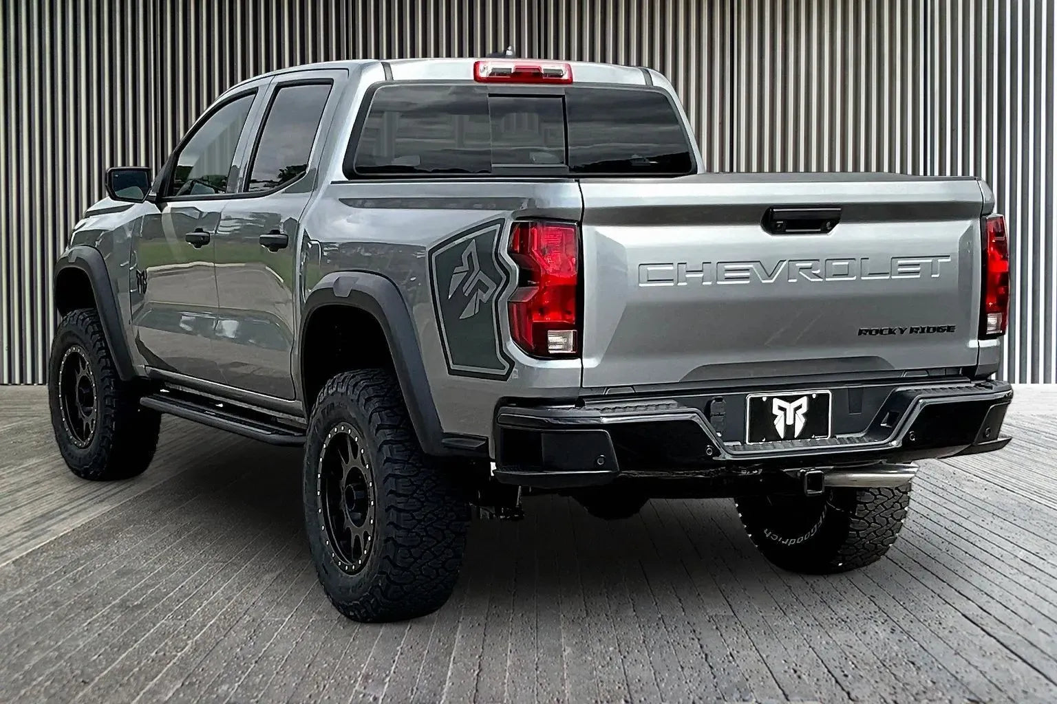 Vehicle Image 4