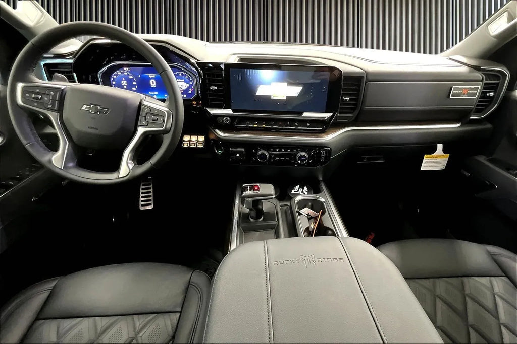 Vehicle Image 9
