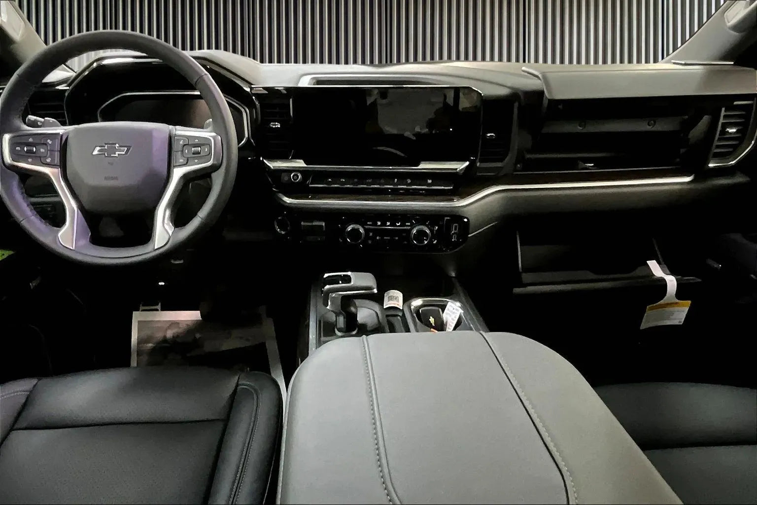 Vehicle Image 9
