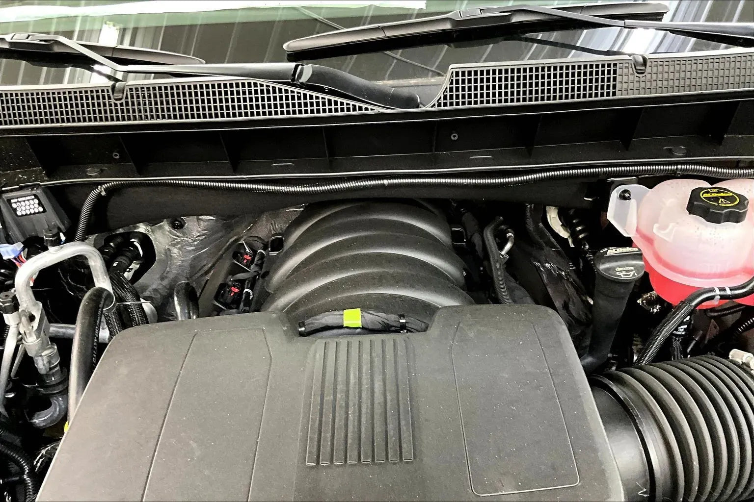 Vehicle Image 10